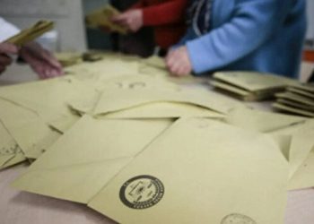 AKP'li Turan'dan canlı yayında 'seçim tarihi' açıklaması