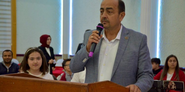 AKP'li başkan hakkında taciz iddiası: AKP üstünü örttü, Kadın Kolları Başkanı istifa etti!