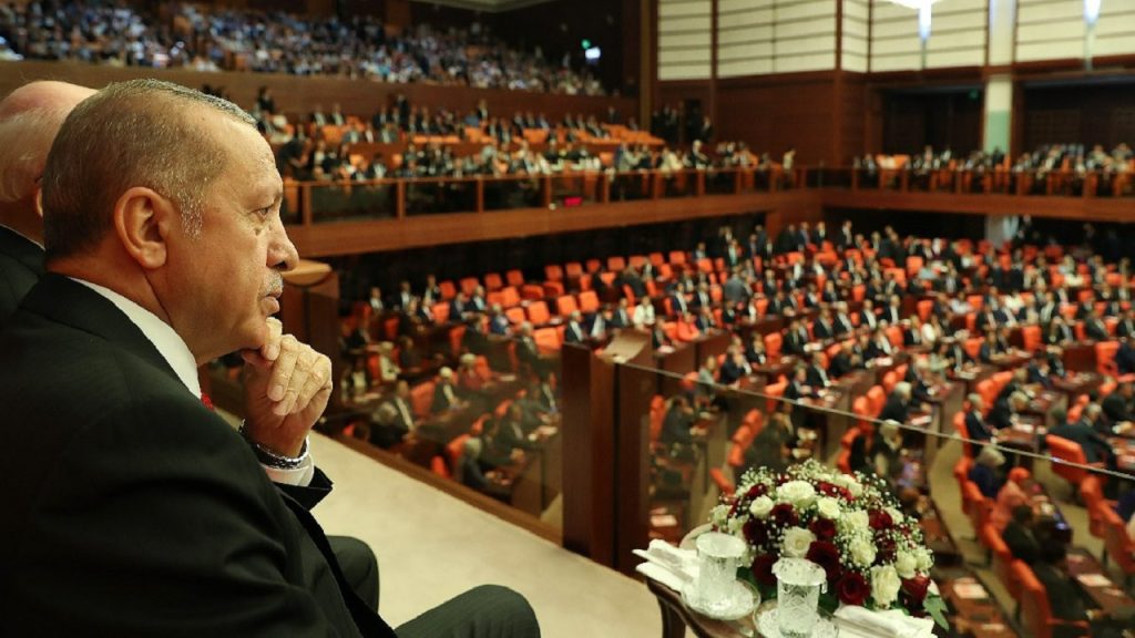 AKP'nin 'ince hesabı' ortaya çıktı: 'Erdoğan 8 Mart'ta Meclis'i feshedecek'