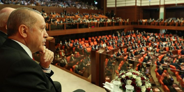 AKP'nin 'ince hesabı' ortaya çıktı: 'Erdoğan 8 Mart'ta Meclis'i feshedecek'