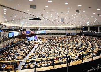 AP'de yolsuzluktan tutuklanan Eva Kaili'nin yerine yeni başkan yardımcısı seçildi