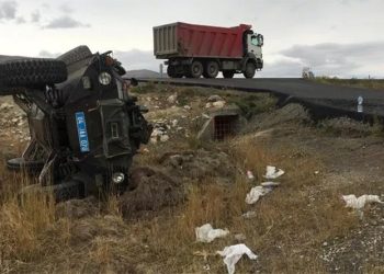 Ağrı’da askeri aracın devrilmesi sonucu 2 asker şehit oldu