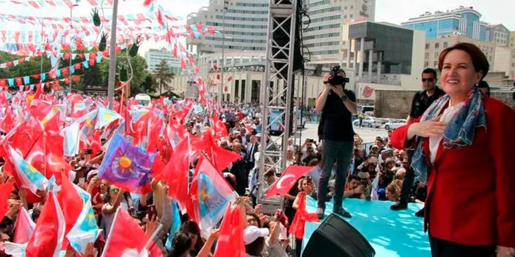 Akşener: Kimseyle pazarlık etmedim, bedavadan başbakanlık istemiyorum