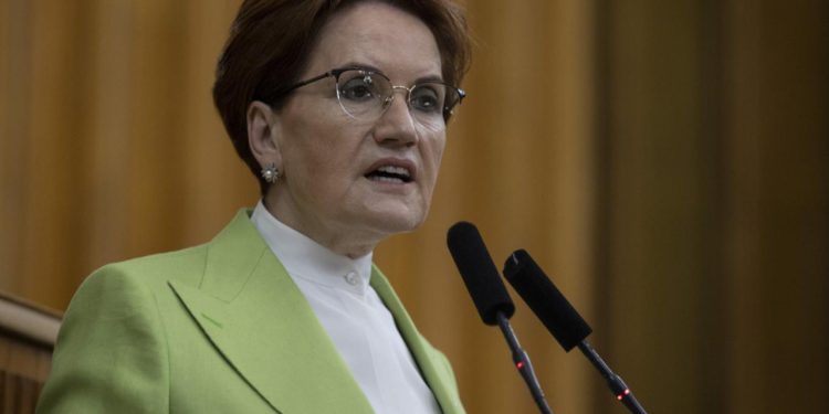 Akşener iktidara seslendi: Siz çözemezseniz, biz çözeriz!