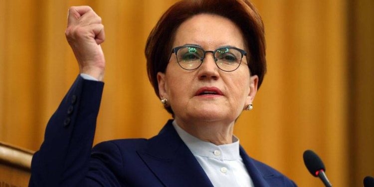 İyi Parti Genel Başkanı Meral Akşener, iktidar kanadından gelen "erken seçim" söylemleri üzerinden Cumhurbaşkanı ve AKP Genel Başkanı Recep Tayyip Erdoğan'a seslendi.
