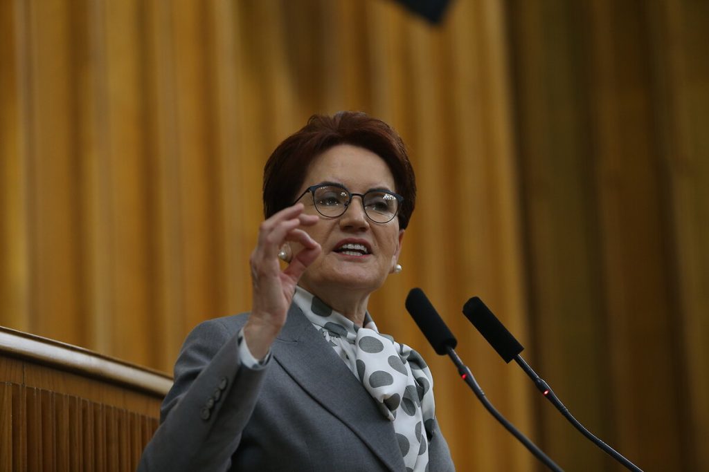 Akşener’den başörtüsü çıkışı: Ne yasal ne anayasal düzenlemeye ihtiyaç var