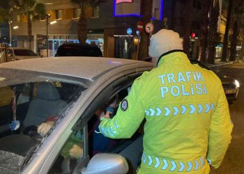 Alkollü sürücü aynı saat içerisinde 2 defa ceza yedi