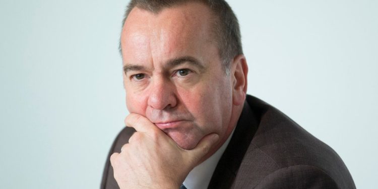 Almanya'nın yeni savunma bakanı belli oldu