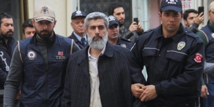 Alparslan Kuytul'un yargılandığı dava ertelendi