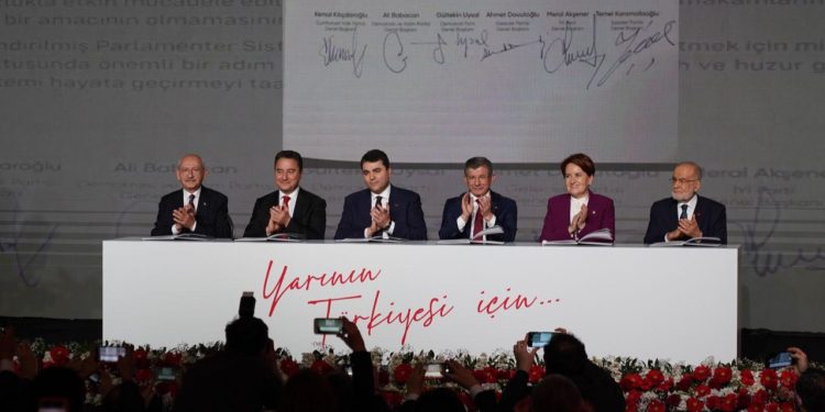 'Altılı Masa'daki liderlerin geçiş döneminde alacakları pozisyon netleşti'