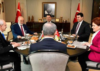 Altılı masa kurmayları tarih verdi: 'Aday 13 Şubat'ta belirlenir, sonra açıklanır'