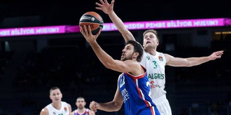 Anadolu Efes, Zalgiris'i ağırlayacak