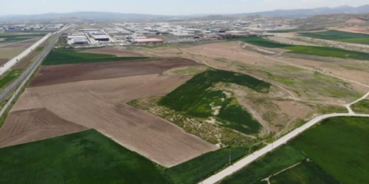 Ankara'da 4 bin kişinin çalışacağı batarya fabrikası yatırımı sallantıda