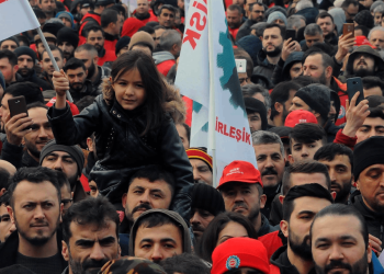 Anlaşma yapıldı: Metal işçisine ek zam