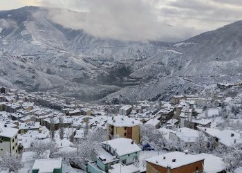 Artvin'de kar nedeniyle eğitime ara verildi