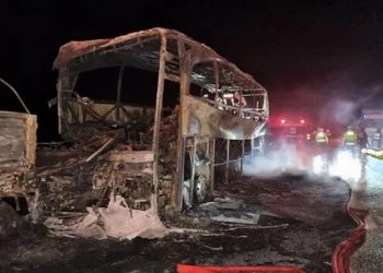 Askeri personel taşıyan otobüs, tıra arkadan çarptı: 3 ölü, 37 yaralı