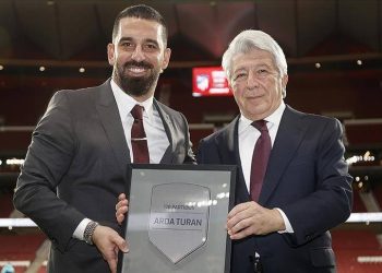 Atletico Madrid, Arda Turan'ı onurlandırdı