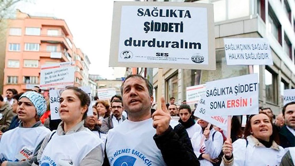 Avcılar'da kaza sonrası sağlık görevlileri saldırıya uğradı