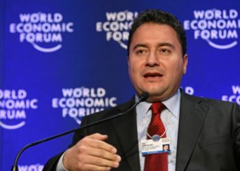 Babacan Davos Zirvesi'ne davet edildi
