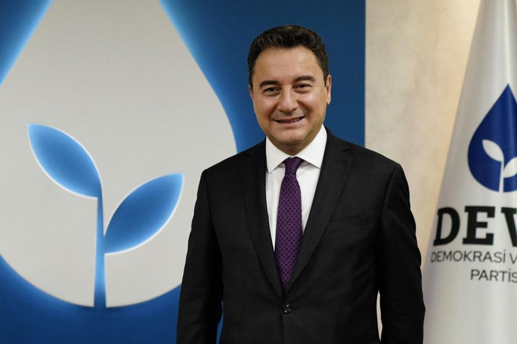 Babacan: Kimse merak etmesin aday açıklanınca momentum bize geçecek