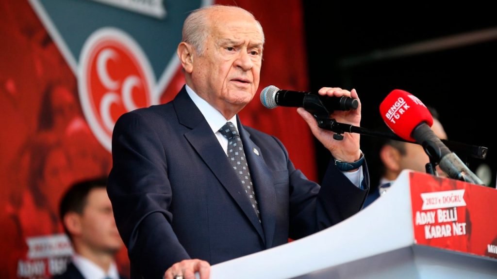 Bahçeli'den Altılı Masa'ya çağrı: Erdoğan'ın yanında el ele verelim