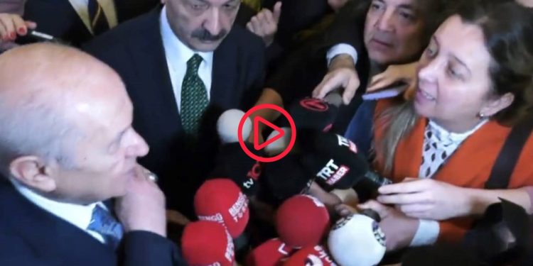 Bahçeli'nin, 'İşine bak' dediği gazeteci: 'Bu görüntüleri yaratan ve beni iten bir siyasetçidir’