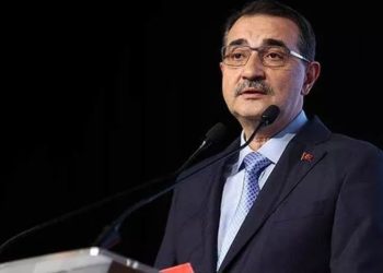 Bakan Dönmez: Karadeniz'deki rezerv bize 30 yıl yetecek