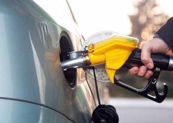 Benzine üç günde ikinci zam