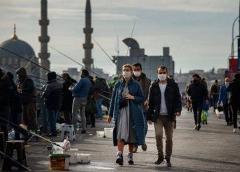 Bilim Kurulu Üyesi Prof. Dr. Özlü: Covid-19 ile yaşamayı öğrendik