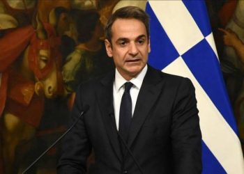 Bir gece ansızın gelmekle övünenler, bir sabah uyandıklarında acı gerçekle karşılaşabilir