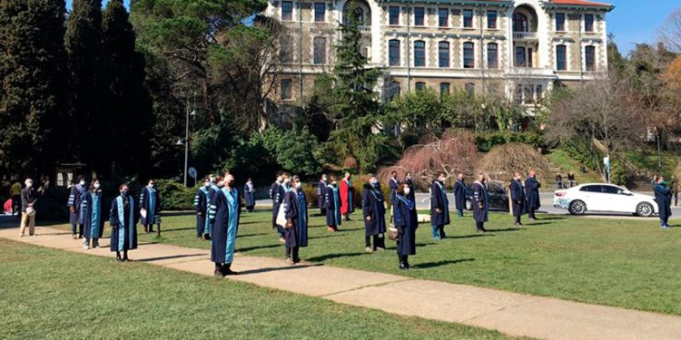 Boğaziçi'nde kadrolaşma hızlandı: 'Kurum hafızası sıfırlanıyor'