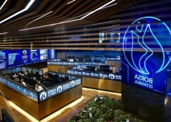 Borsa düştü, işlemler geçici olarak durduruldu