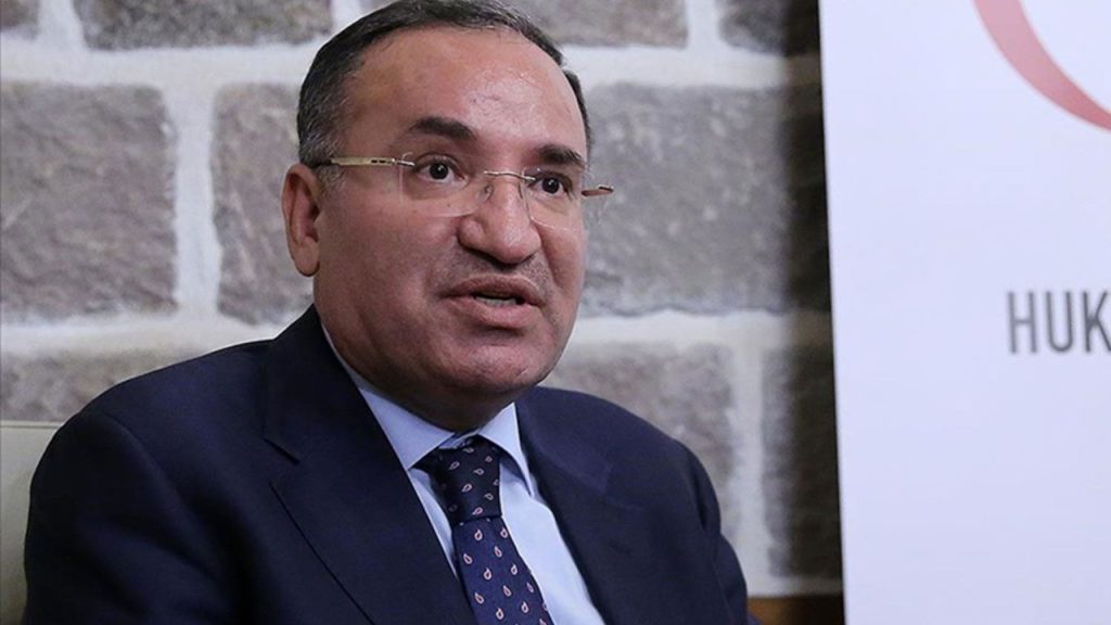 Bozdağ: Demirtaş'ın tweetleriyle ilgili çalışıyoruz