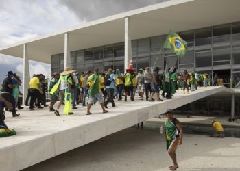 Brezilya'da kurum baskınlarında yer alan 140 kişiye "süresiz gözaltı" kararı