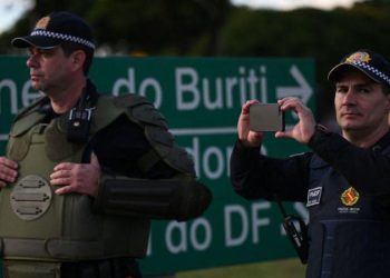 Luiz Inácio Lula da Silva'nın Brezilya Devlet Başkanı olarak göreve başlamasından sadece bir hafta sonra, eski başkan Jair Bolsonaro'nun binlerce taraftarı Kongre, Yüksek Mahkeme ve Başkanlık Sarayı'na baskın düzenledi.