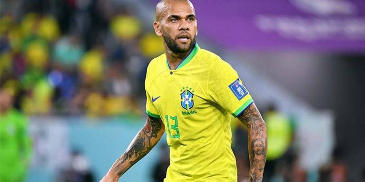 Brezilyalı futbolcu Daniel Alves 'cinsel taciz' suçlamasıyla tutuklandı