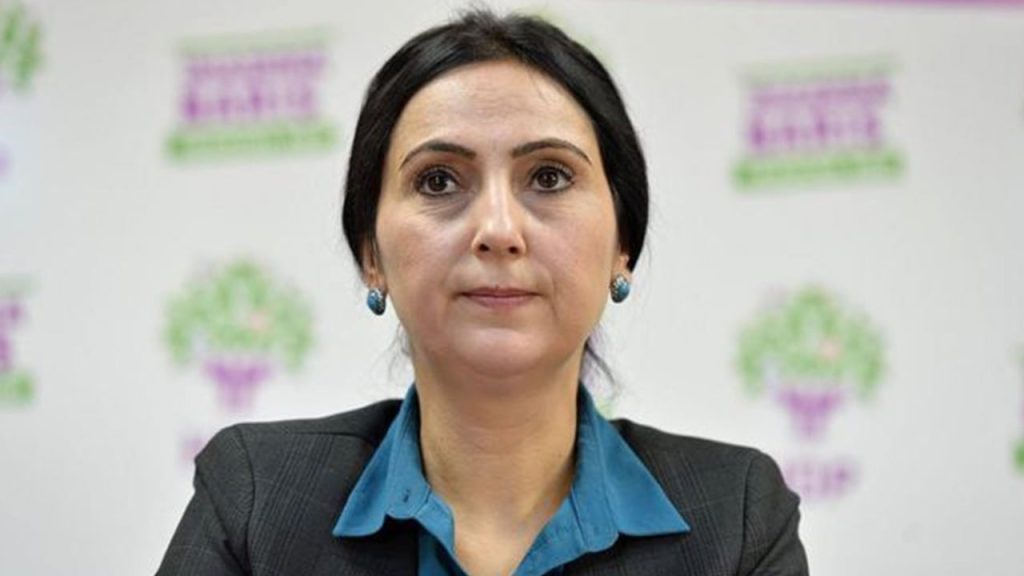 Bu kez de Figen Yüksekdağ'a 'annesinin kaza geçirdiği' söylendiği ortaya çıktı