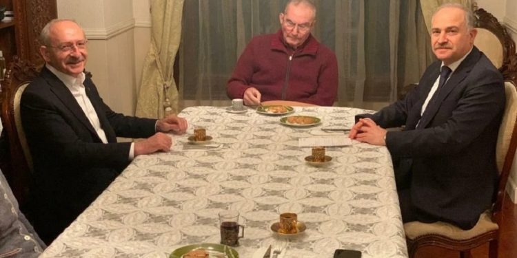 Bu kez oğlu konuştu: İşte Kılıçdaroğlu-Baykal görüşmesinin perde arkası