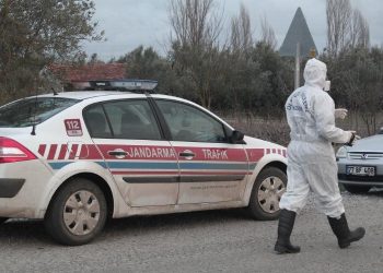 Bursa’da hayvan gübresinin içinden ceset çıktı