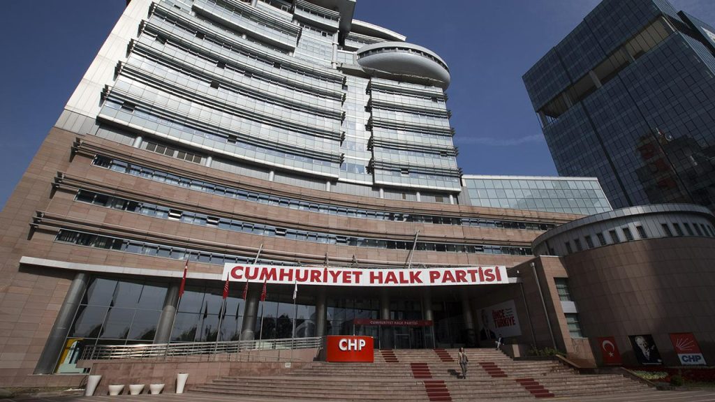 CHP'den İmamoğlu'na açılan davaya ilişkin ilk açıklama