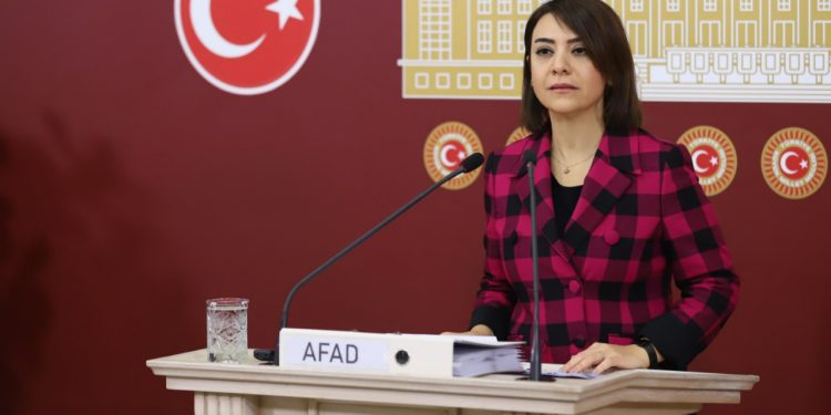 CHP'li Gamze Taşcıer: AFAD'ı Erdoğan'ın ikinci örtülü ödeneği yapmışlar
