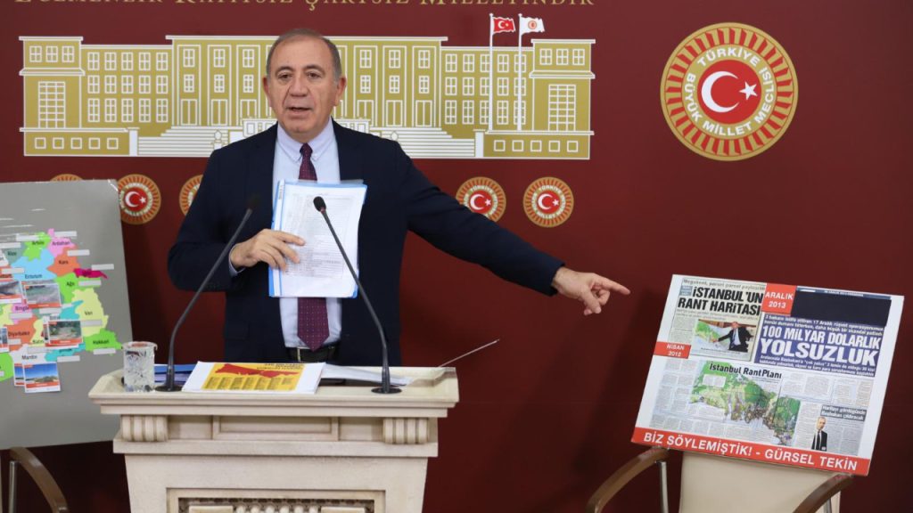 CHP'li Gürsel Tekin: Bu çeteyle hep birlikte mücadele etmek zorundayız