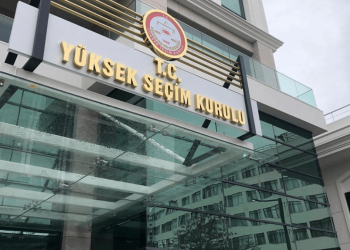 CHP'li Toprak'tan tepki: YSK seçimlerinde adaylar tarikat mensubiyetlerine göre desteklendi böyle bir YSK'ya güvenmemiz isteniyor