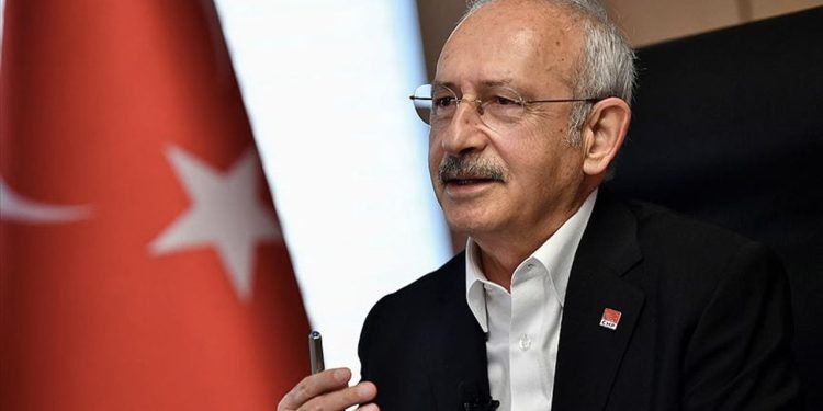 CHP’li büyükşehir belediye başkanlarından Kılıçdaroğlu’na: Adaylığınızı açıklayın