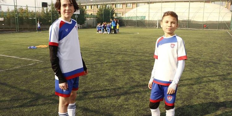 Çamlık Spor Kulübü'nün genç yıldızlarını Fenerbahçe kaptı!