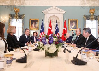 Çavuşoğlu: F-16'lar İsveç ve Finlandiya’nın NATO üyeliği ile bağlantılı değil