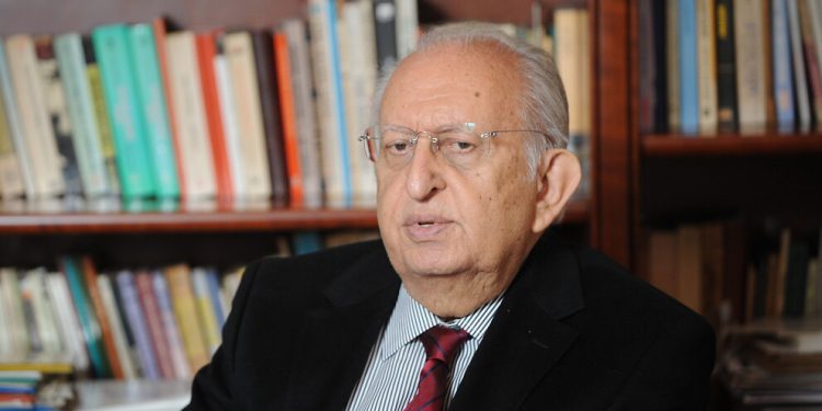 Cindoruk’tan ‘14 Mayıs’ hatırlatması: Muhalefet, oyları silip süpürmüştü