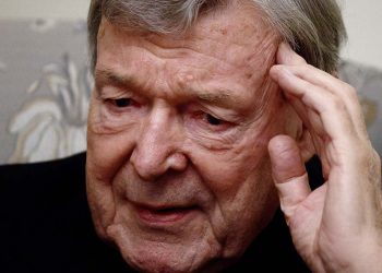 Cinsel istismardan hapis yatan Avustralyalı Kardinal Pell öldü