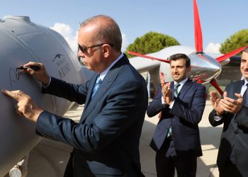 DEVA’dan Bayraktar’a ‘kararname’li yanıt: Devlet kaynakları Baykar’a mı aktarılıyor?