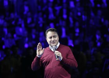 Davos’a katılacak Babacan’ın mesajı: ‘Türkiye’den vazgeçmeyin’